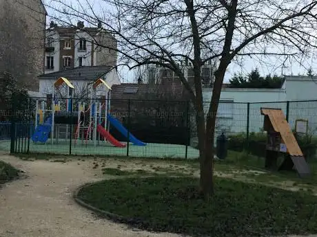 Photo de Aire de jeux pour enfant
