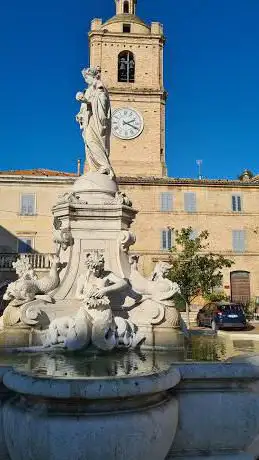 Photo de Fontana della Democrazia