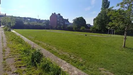 Terrain de football de l'espace Kegeljan