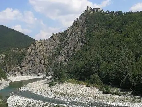Photo de Spiaggia delle Rocce Levigate