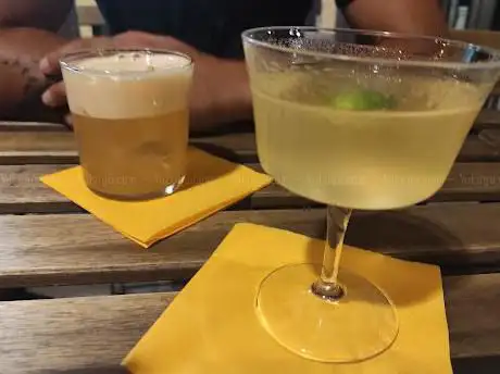 Miscellaneous cocktail bar