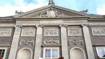 Museum De Lakenhal