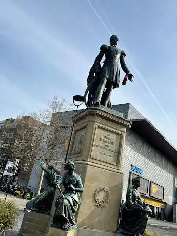 Standbeeld Willem II