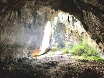 Photo de Grotte Aven de Peyre Haute