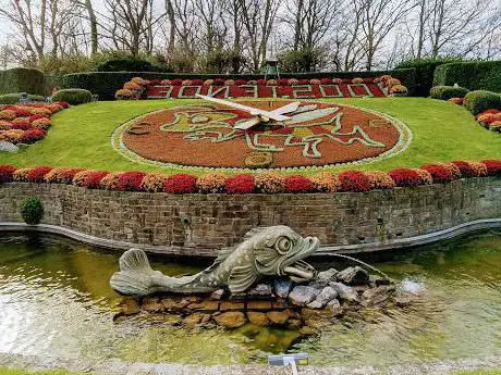 Photo de Horloge Fleurie