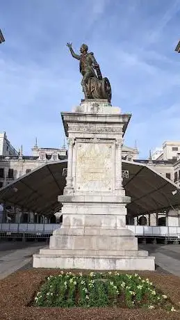 Photo de Estatua de Pedro Velarde