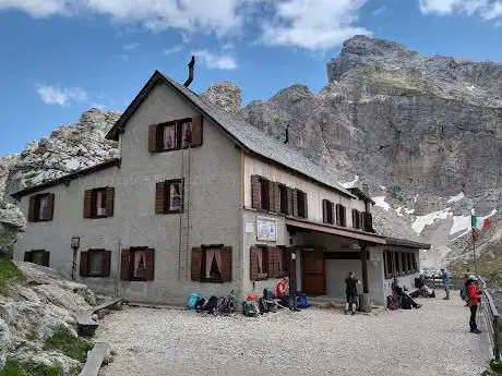 Rifugio Adolfo Sonino Al Coldai