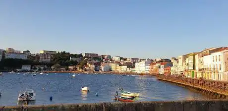 Photo de Paseo maritimo de Mugardos