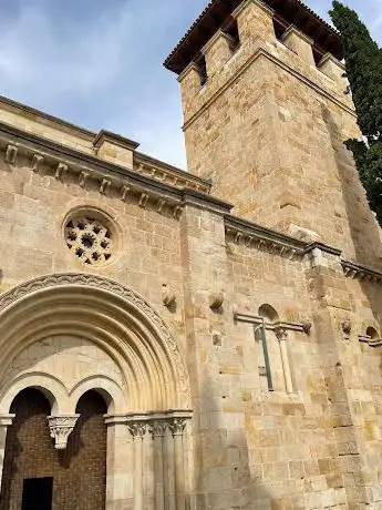 Photo de Iglesia de Santiago del Burgo