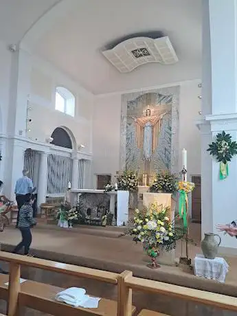 Photo de Sacred Heart Catholic Church