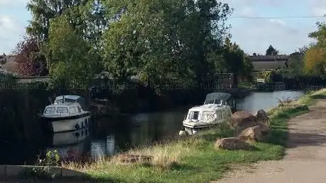 Loughborough canal basin