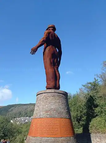 The Guardian Of The Valleys
