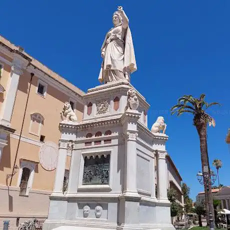 Piazza Eleonora d'Arborea