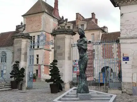 Memorial Fountain Meaux