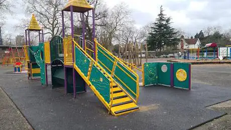 Photo de West Ham Park Kid's Playground