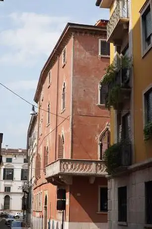 Casa Gótica