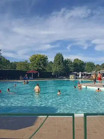 Nabab Piscina