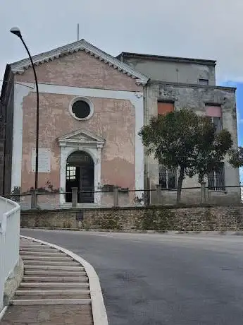 Photo de Church of Our Lady of Grace