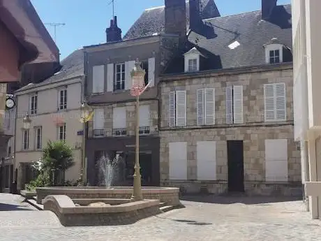Point de jet d'eau de la place de Martroi