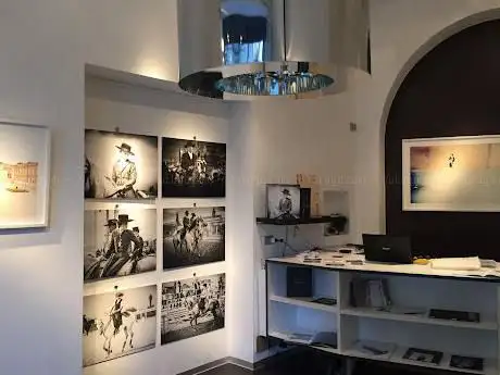Noema Gallery