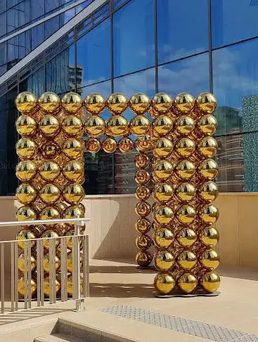 Cube Sphere Gold (Cyril Lancelin)