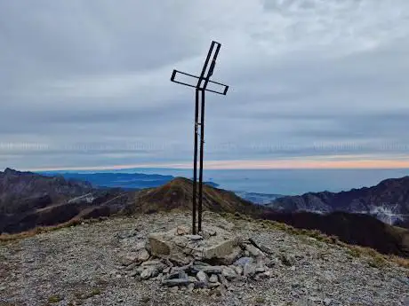 Mount Sumbra