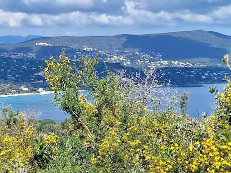 Photo de Le Vieux Sémaphore de Collebasse au Cap Lardier