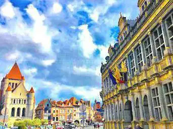 Photo de Halle aux Draps et Conciergerie