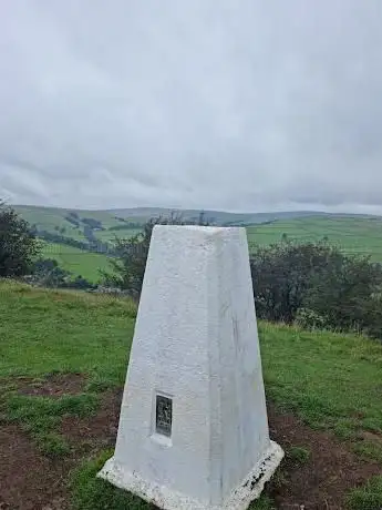 Photo de Trig Point on Kerridge Ridge