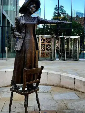 Photo de Emmeline Pankhurst Statue