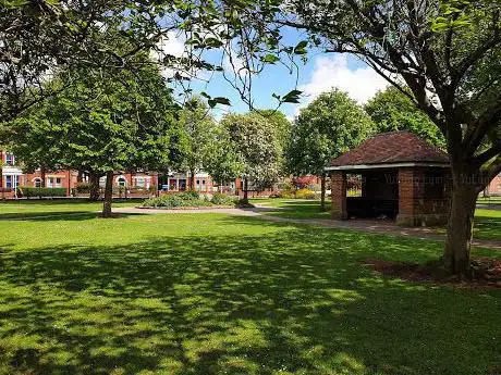 Queen Victoria Gardens