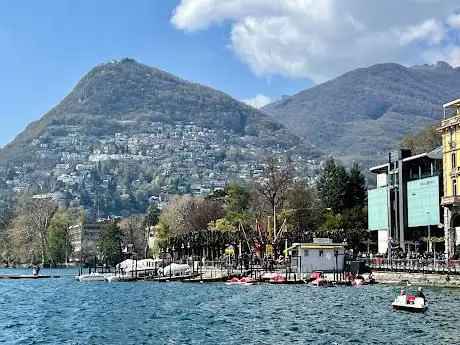 Photo de Lugano Region Tourist Info Point - FFS Railway