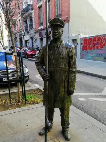 Photo de Monumento al Farolero Madrileño