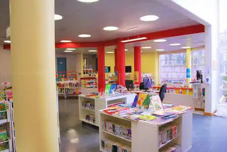 Bibliothèque Maurice Genevoix