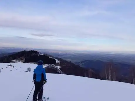 Photo de Stazione di partenza della cabinovia per monte Pigna