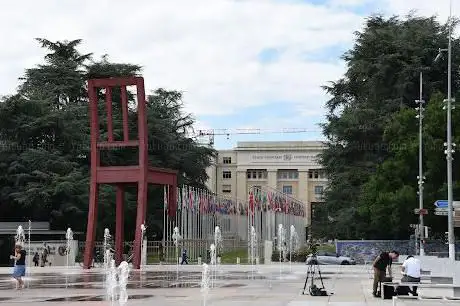 Photo de Plaça Naciones Unidas Ginebra