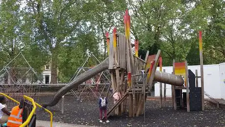 Photo de Highbury Fields Playground