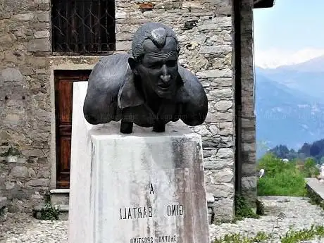 Busto a Gino Bartali - Località Ghisallo (co)