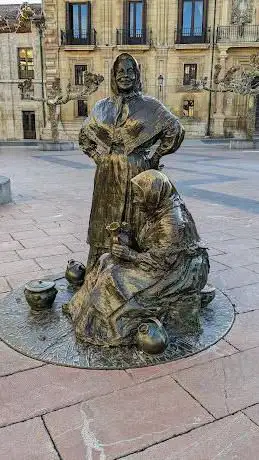 Photo de Vendedoras del Fontán