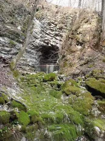 Grotta del Turegiun