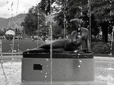 Fontaine de la place du Cirque