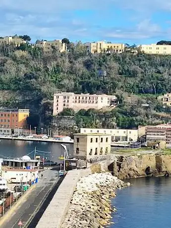 Photo de Belvedere Cesare Andrea Bixio - Terrazza Panoramica Discesa Coroglio