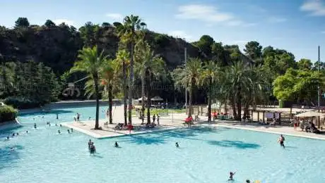 Photo de Llac Piscina de la Creueta del Coll