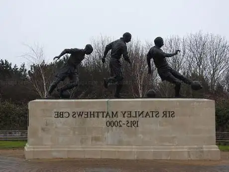 Photo de Sir Stanley Matthews Memorial Statue