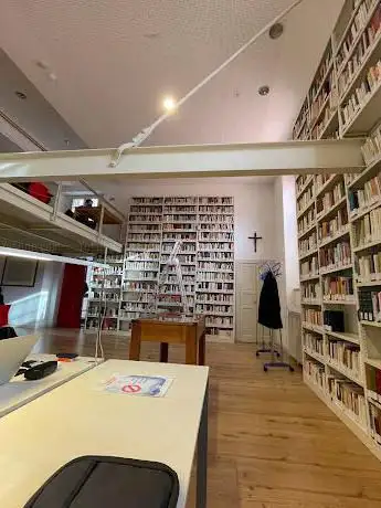 Photo de Biblioteca del Carrobiolo