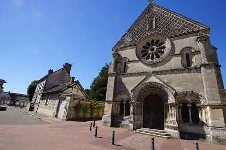 Ăglise Sainte-Madeleine de Trie Chateau