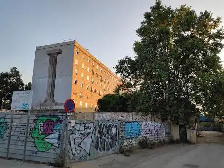 Photo de Can Ricart youth center