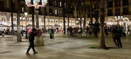 Photo de Plaça Reial