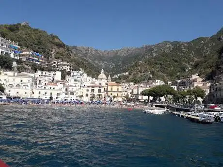 Photo de Lovely Capri Charter