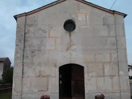 Photo de Chiesetta di Santa Lucia in Brenta